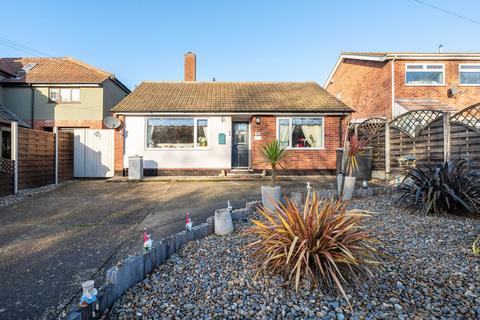 Hall Road, Oulton Broad North
