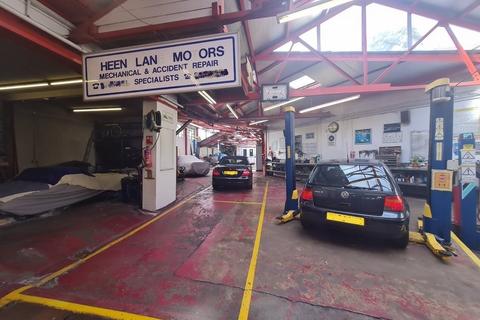 Garage to rent, 194-198 Sheen Ln London SW14 8LF