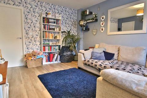 2 bedroom semi-detached house for sale, Daffodil Drive, Walton Cardiff, Tewkesbury