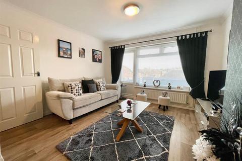 2 bedroom bungalow for sale, Valley Close, Newhaven