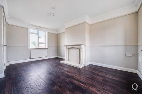 3 bedroom semi-detached house for sale, Oak Road, Sittingbourne, Kent, ME10