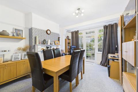3 bedroom semi-detached house for sale, Clifton Road, Coulsdon CR5