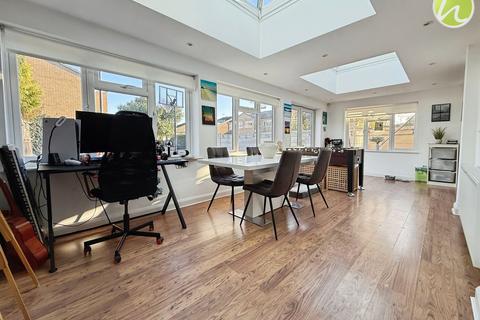 undefined, First Avenue, Stanford-Le-Hope, SS17