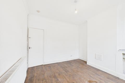 3 bedroom end of terrace house for sale, Mostyn Street, Leicester LE3