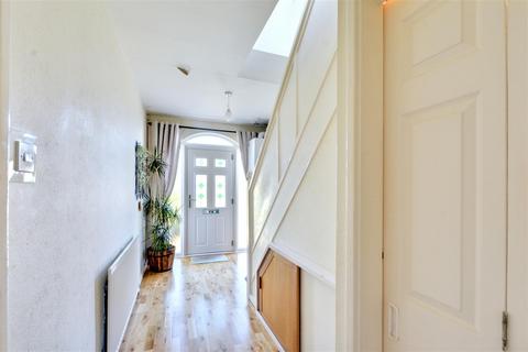 3 bedroom semi-detached house for sale, Joyce Avenue, Toton