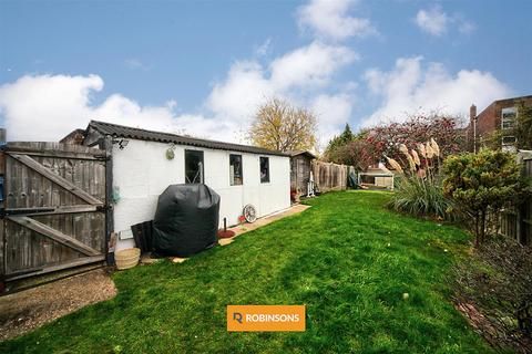 undefined, Lockington Crescent, Dunstable