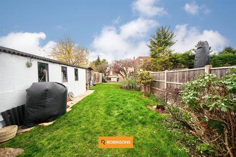 3 bedroom semi-detached house for sale, Lockington Crescent, Dunstable