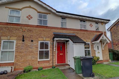 2 bedroom terraced house to rent, Larkspur Drive, Evesham