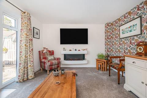 3 bedroom semi-detached house for sale, Hale Close, Hull HU10