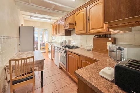 3 bedroom detached house for sale, Ingram Road, Gillingham, ME7