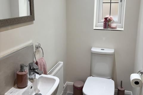 3 bedroom semi-detached house for sale, Poppleton Croft, Chesterfield, S43