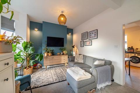 2 bedroom terraced house for sale, Tonbridge Road, Manchester M19