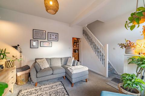 2 bedroom terraced house for sale, Tonbridge Road, Manchester M19