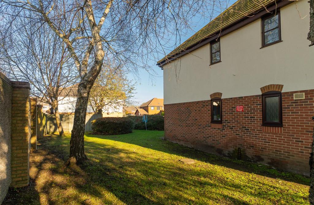 Warnett Court,.jpg