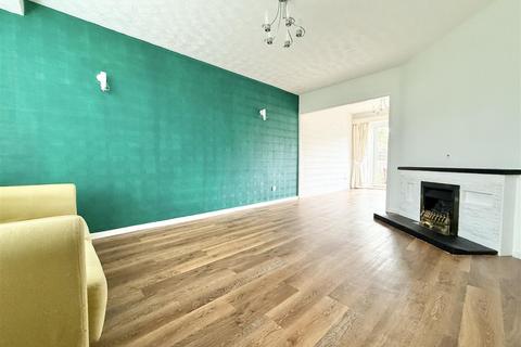 3 bedroom semi-detached house for sale, Larch Grove, Leicester Forest East LE3