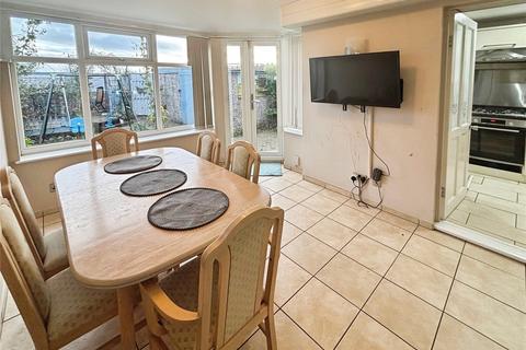 3 bedroom semi-detached house for sale, Finch Road, South Yorkshire DN4