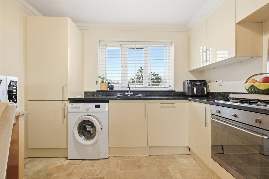 Fitted Kitchen