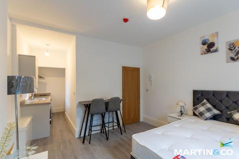 Studio to rent, Carlyle Road, Edgbaston, B16