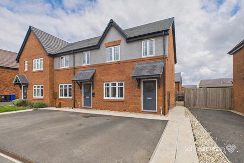 3 bedroom end of terrace house for sale, Greenways Road, Tatenhill