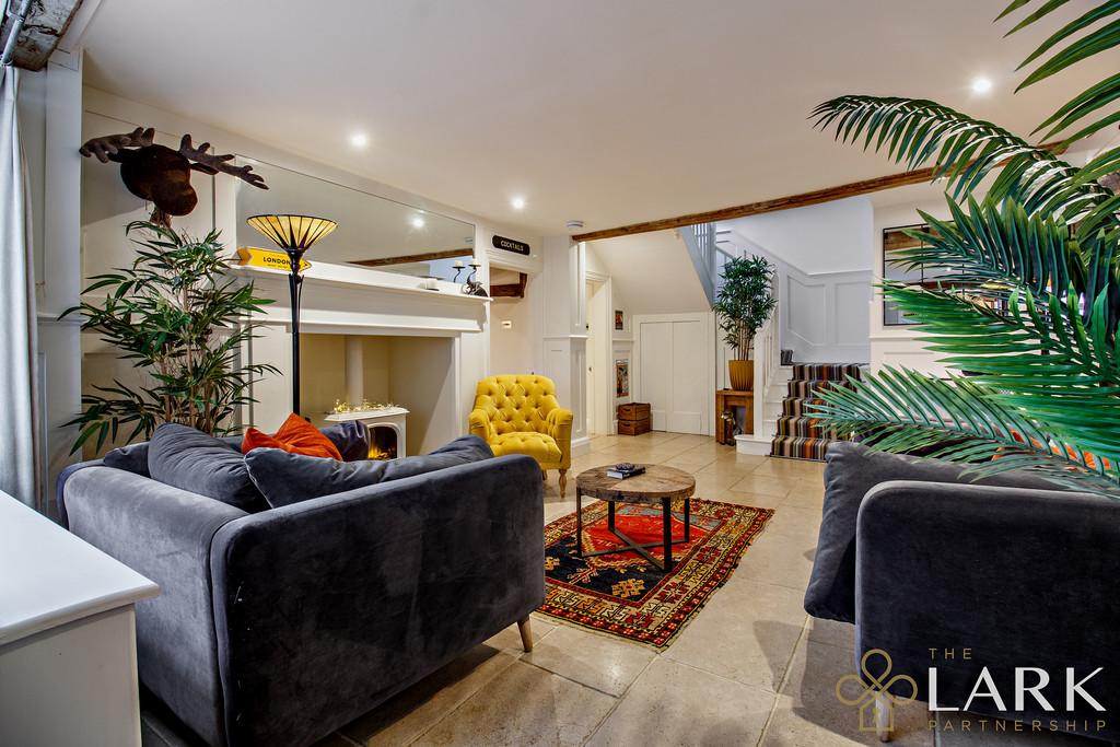 8669044-interior WM10-800