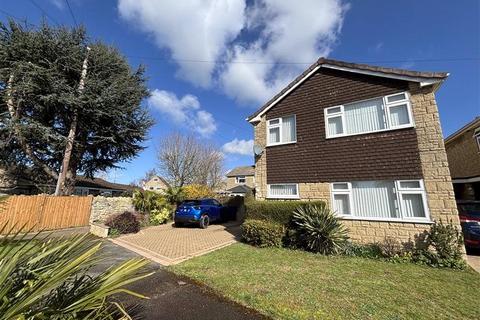 4 bedroom detached house for sale, Pullen Court, Cheltenham GL52