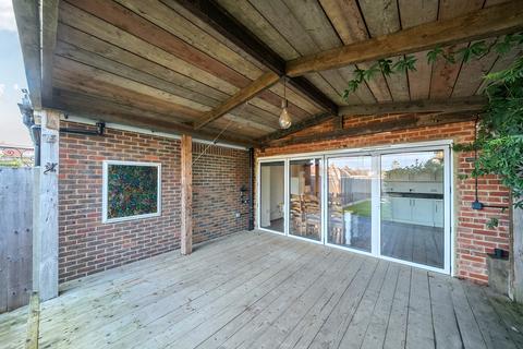 undefined, Tollgate Avenue, Surrey RH1
