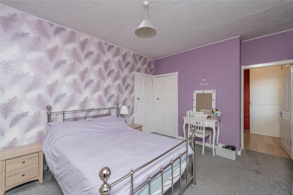 Bedroom 1 Alt