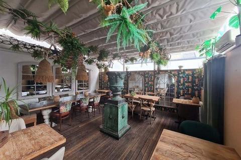 Restaurant to rent, 106-108 Kew Rd Richmond TW9 2PQ