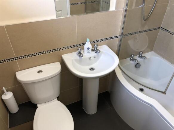 Jefford bathroom.jpeg