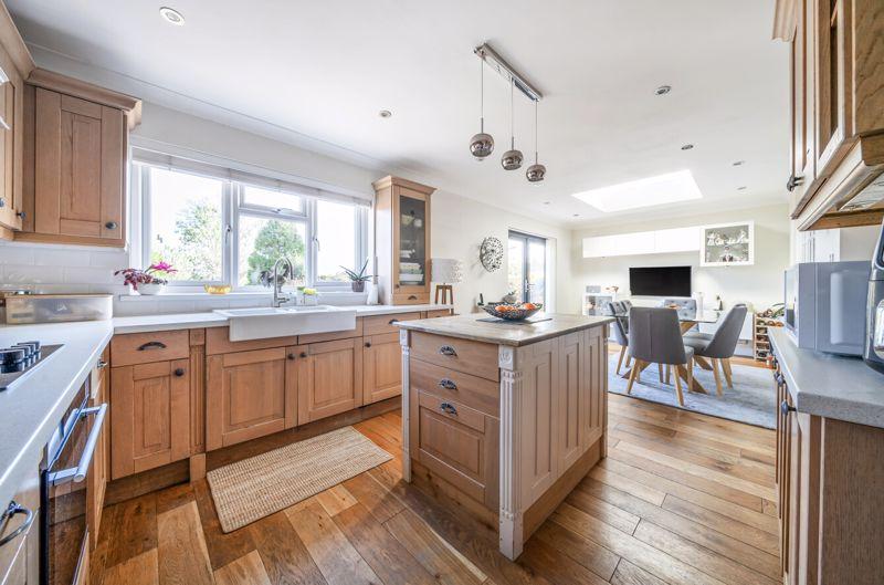 Kitchen diner angle