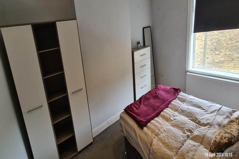 undefined, Rosemont Avenue (room 2), West Yorkshire LS13