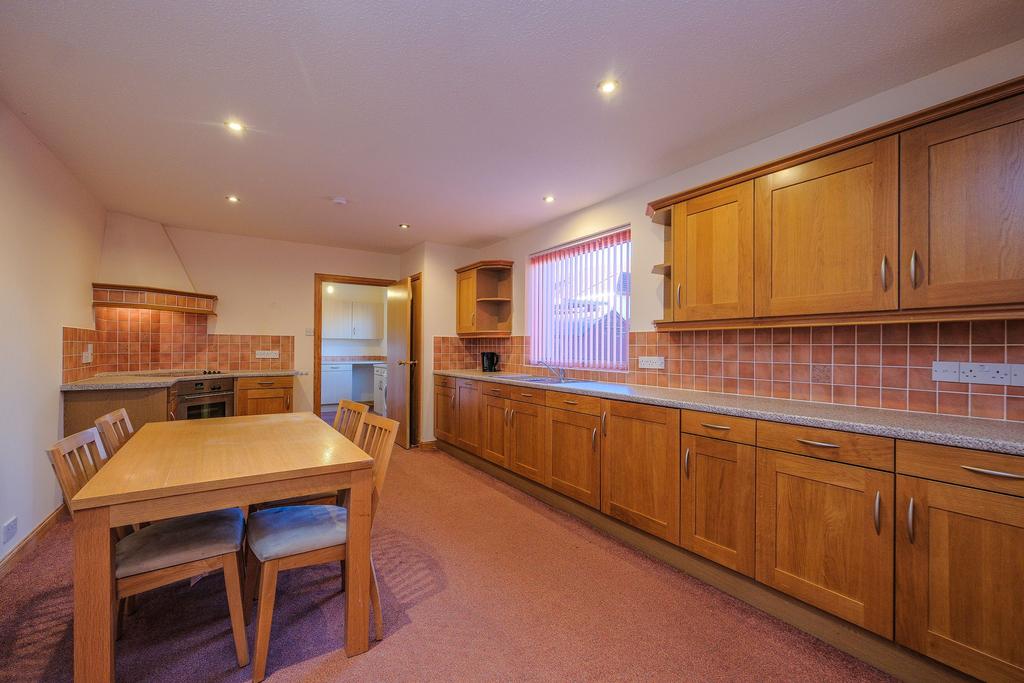 Dining kitchen