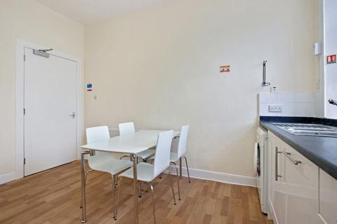 3 bedroom flat to rent, Meadowside, City Centre DD1