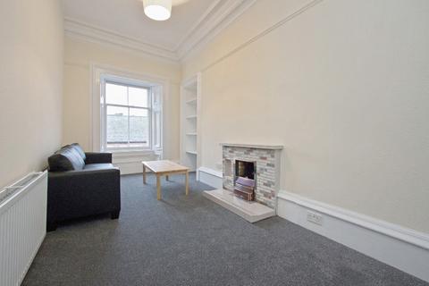3 bedroom flat to rent, Meadowside, City Centre DD1