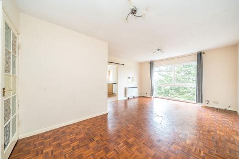 undefined, St. Christophers Close, Isleworth TW7