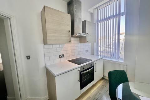 3 bedroom flat to rent, Prescot Road, Fairfield L7