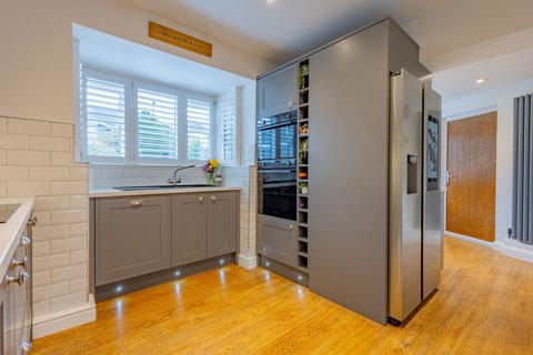 3 bedroom semi-detached house for sale, Cedar Close, Stourbridge DY8