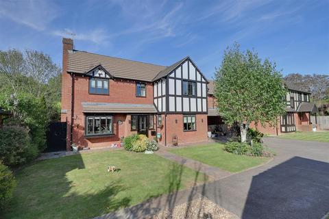 4 bedroom detached house for sale, The Orchards, Hucclecote, Gloucester