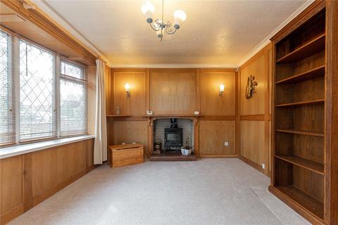 3 bedroom detached house to rent, Fairfields Road, Biddulph Moor, Stoke-on-Trent, Staffordshire, ST8
