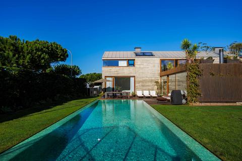 4 bedroom house, Estr. do Rodízio  colares
