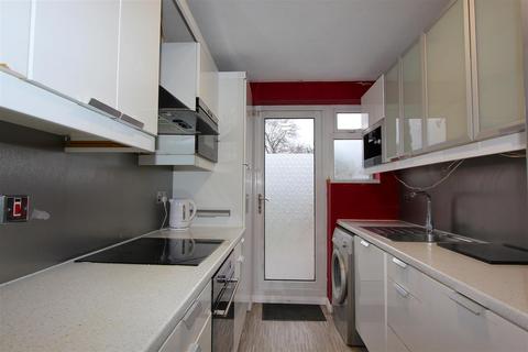 undefined, Marshalls Close, London N11