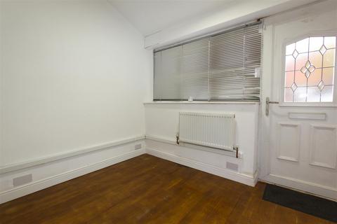 undefined, Marshalls Close, London N11