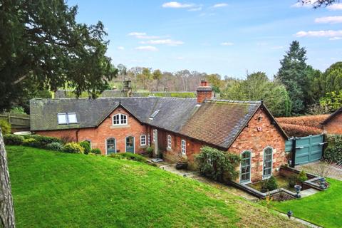 undefined, Church Lane, Snelston, DE6