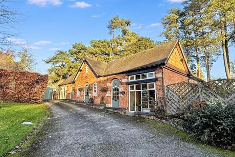 undefined, Church Lane, Snelston, DE6