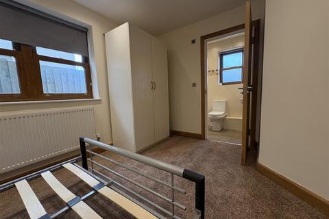 2 bedroom flat to rent, Marlborough Road, Cardiff CF23