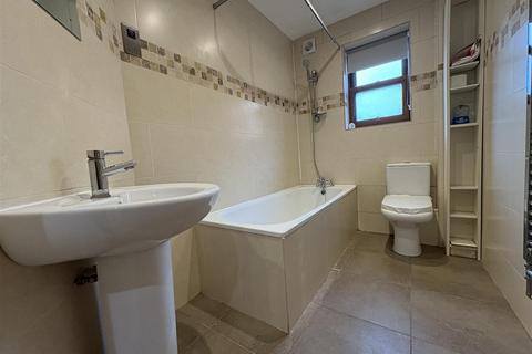 2 bedroom flat to rent, Marlborough Road, Cardiff CF23
