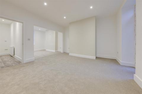 3 bedroom terraced house to rent, Woodcroft Street, Reedsholme, Rossendale