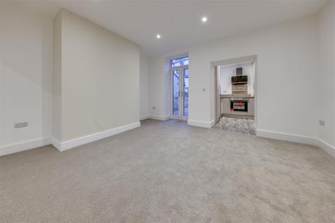 3 bedroom terraced house to rent, Woodcroft Street, Reedsholme, Rossendale