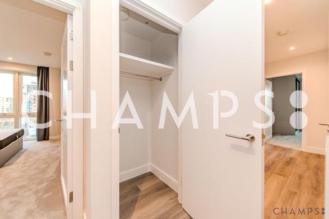 3 bedroom flat to rent, Cairncross House, SE3