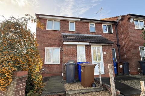 2 bedroom townhouse for sale, Barley Close, Burton-On-Trent DE14